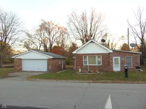 137 E Vine St, Jamestown, IN 46147