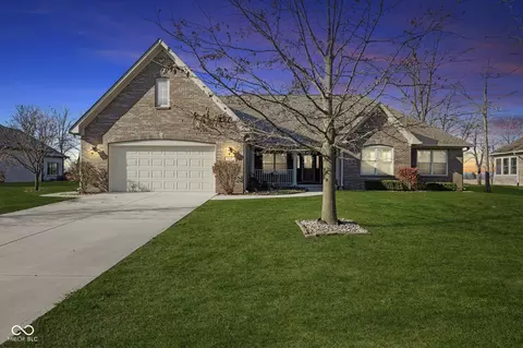 1348 Penny Ln, Greenfield, IN 46140