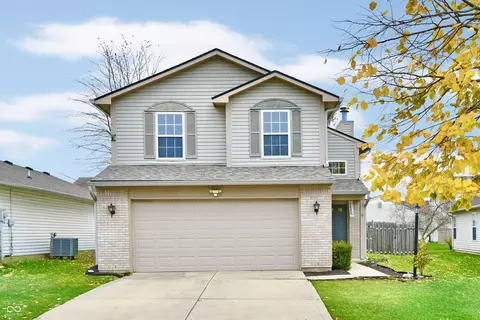 15230 Fawn Meadow Dr, Noblesville, IN 46060