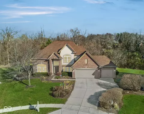 11181 Ridgewater Cir, Fishers, IN 46037