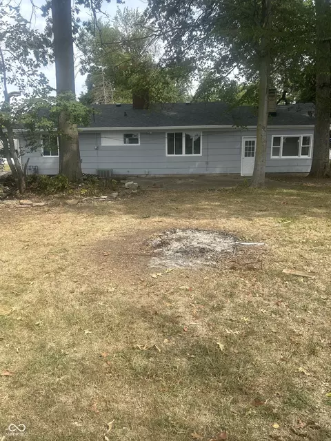 Exterior - 1613 Section St, Plainfield, IN 46168 photo 3 of 3