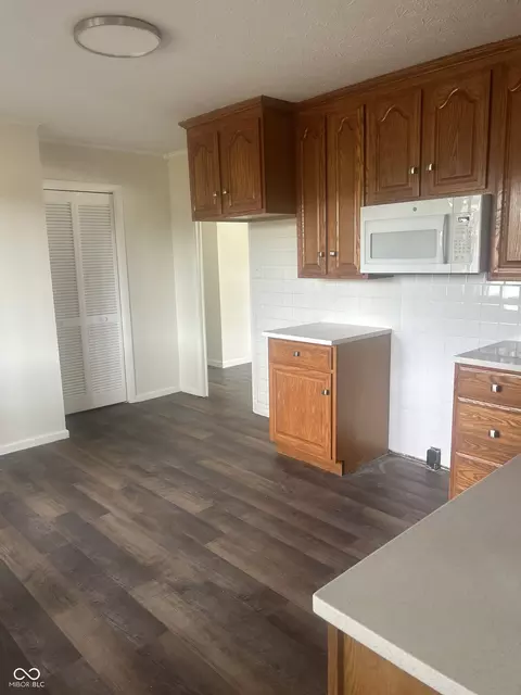 Kitchen - 1613 Section St, Plainfield, IN 46168 photo 2 of 2