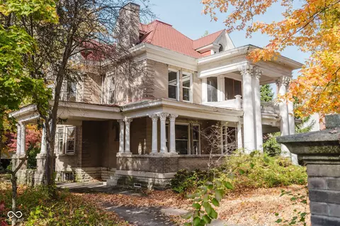 425 S Main St, New Castle, IN 47362