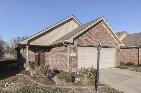 1006 Amesbury Ct, Indianapolis, IN 46217