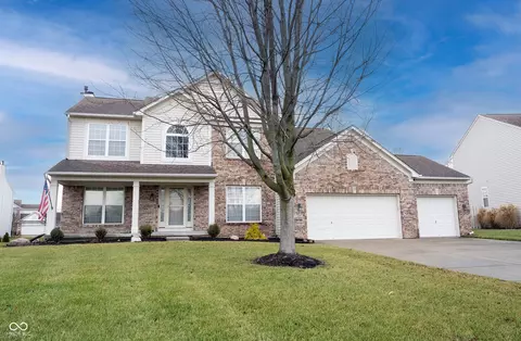 11890 Pine Meadow Cir, Fishers, IN 46037