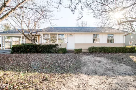 3045 31st St, Columbus, IN 47203