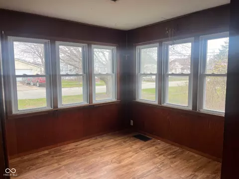 Living - 107 E 3rd St, Fowler, IN 47944 photo 2 of 2