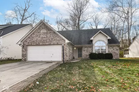 5457 Great Woods Dr, Indianapolis, IN 46224