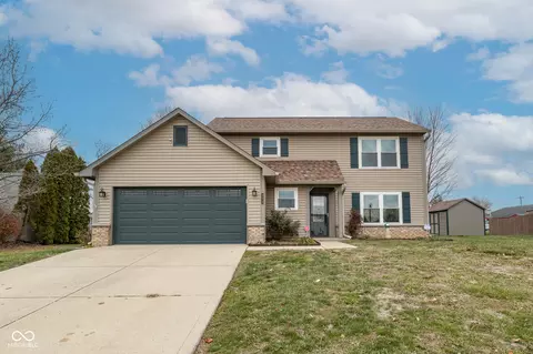 924 Delegate Dr, Shelbyville, IN 46176