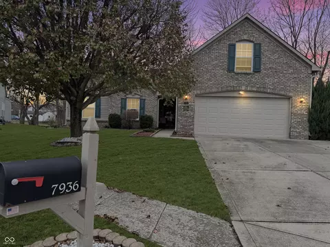 7936 Yucca Ct, Camby, IN 46113