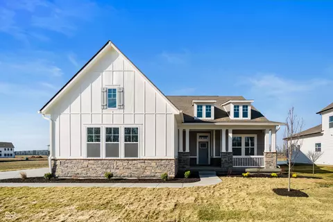 19566 Wood Farm Pl, Westfield, IN 46074