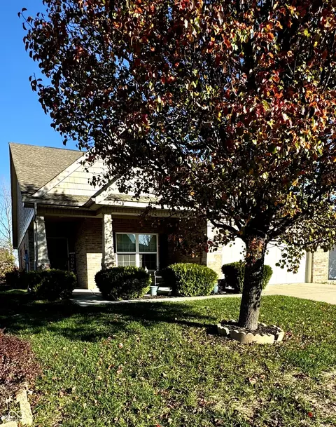 5596 Lipizzan Ln, Plainfield, IN 46168