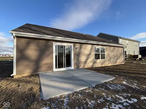 8181 Bearberry Ln, Pendleton, IN 46064 photo 6