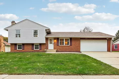 3706 Candy Cane Dr, Indianapolis, IN 46227