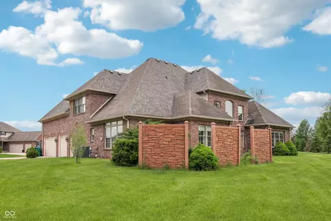 1038 White Oak Dr, Plainfield, IN 46168 photo 3