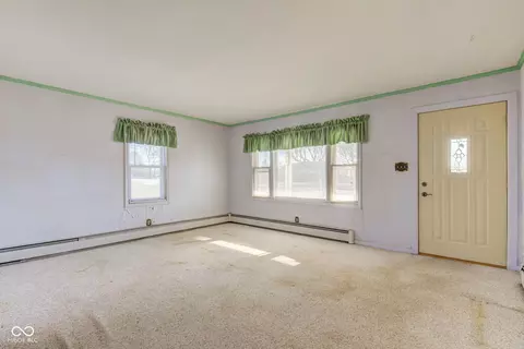 Living - 1304 E 38th St, Anderson, IN 46013 photo 1 of 5