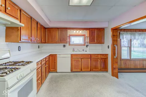 Kitchen - 1304 E 38th St, Anderson, IN 46013 photo 3 of 4
