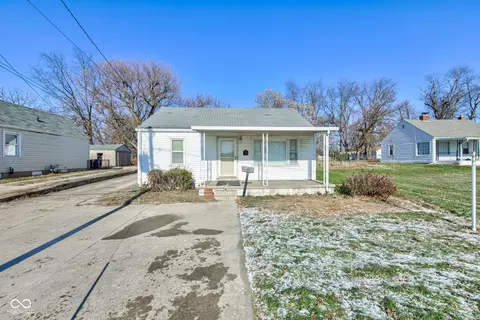 1304 E 38th St, Anderson, IN 46013