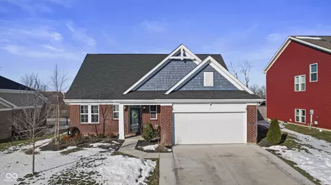 6534 W Treeline Ln, Mccordsville, IN 46055