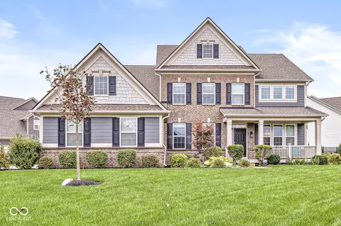 16563 Maines Valley Dr, Noblesville, IN 46062
