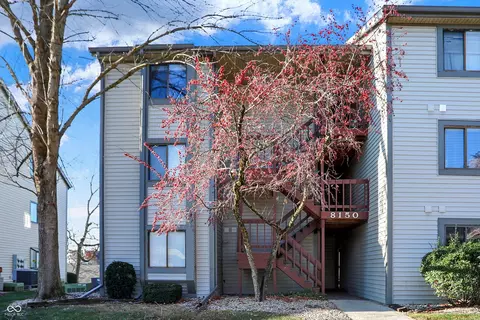 8150 Shorewalk Dr #B, Indianapolis, IN 46236