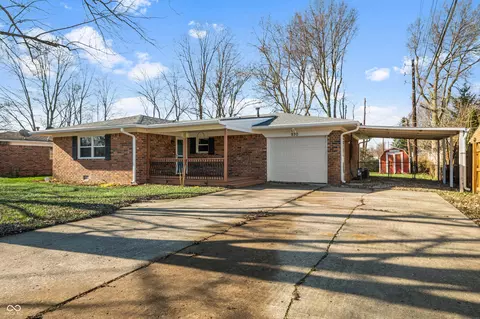 930 Hopkins Rd, Cumberland, IN 46229