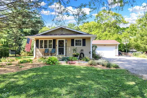 7242 Graham Rd, Indianapolis, IN 46250