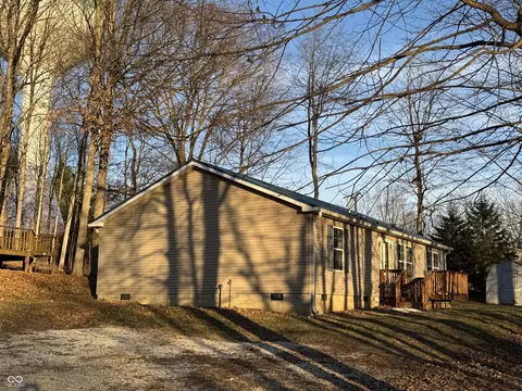 211 E 7th St, Veedersburg, IN 47987