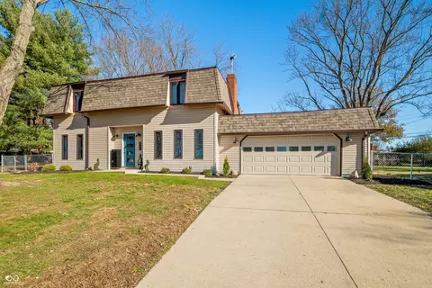 3235 Beechnut Ct, Columbus, IN 47203