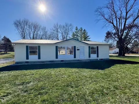 515 S Railroad St, Shirley, IN 47384