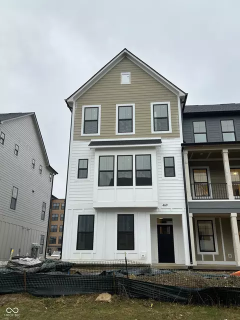 469 Mariposa Trl, Carmel, IN 46032