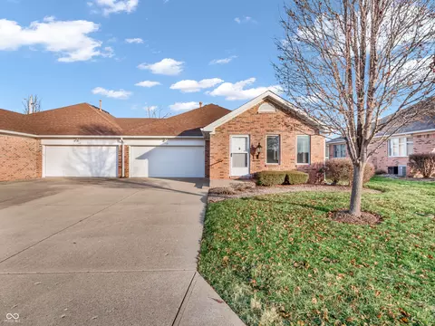 110 Sterling Dr #5, Pittsboro, IN 46167