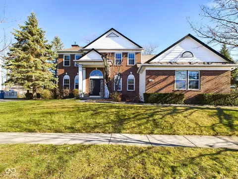 8265 Plumwood Ln, Indianapolis, IN 46256