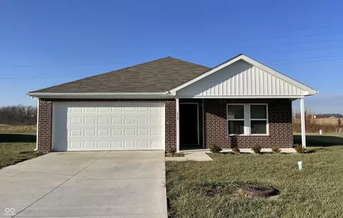 2708 W Kings Cyn Rd, Muncie, IN 47303