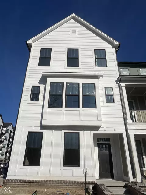 472 W Smoky Row, Carmel, IN 46032