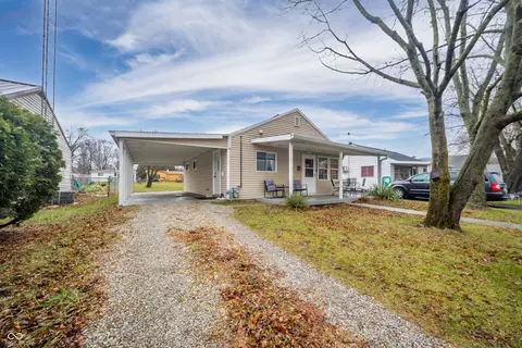 1424 Illinois St, New Castle, IN 47362