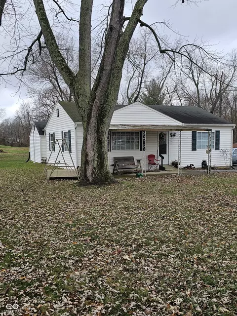 13260 Paddock Rd, Camby, IN 46113