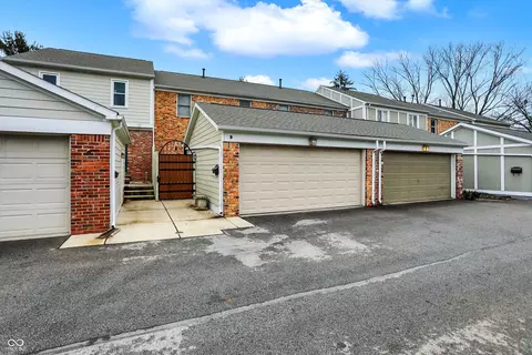 193 Amys Run Dr, Carmel, IN 46032