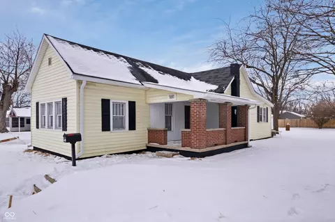 620 S 18th St, Elwood, IN 46036
