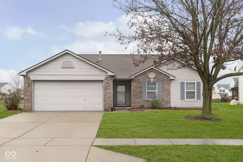 2368 Black Gold Dr, Indianapolis, IN 46234