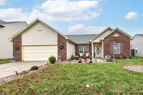 11554 Brook Bay Ln, Indianapolis, IN 46229