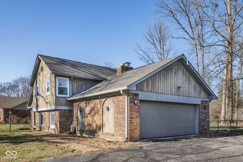 Exterior - 7984 Oak Hill Dr, Plainfield, IN 46168 photo 11 of 11