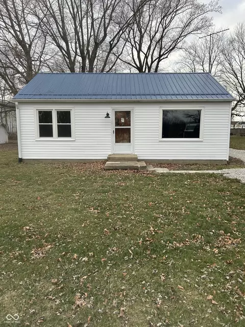 6954 N County Rd 490 W, Greencastle, IN 46135