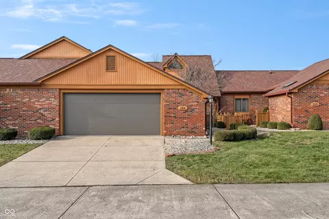 139 Ravenswood Dr, Anderson, IN 46012