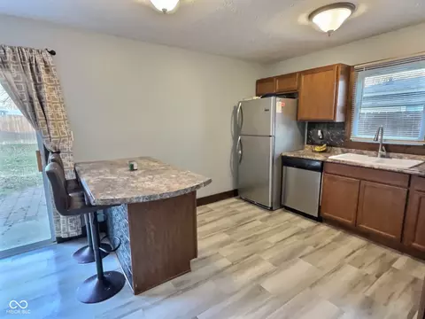 Kitchen - 152 Schaefer Dr, Hope, IN 47246 photo 2 of 2