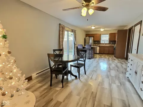 Dining - 152 Schaefer Dr, Hope, IN 47246 photo 3 of 3