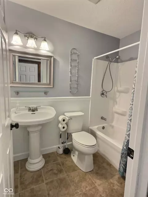 Bath - 152 Schaefer Dr, Hope, IN 47246 photo 1 of 1