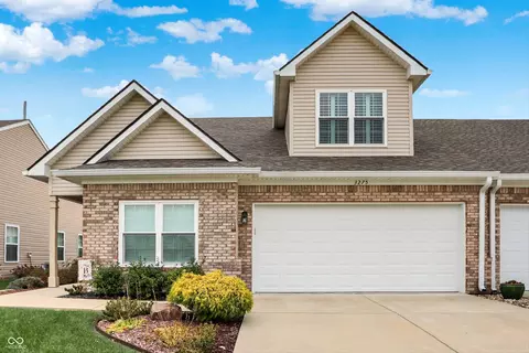 3275 Eaton Mews Ct, Greenwood, IN 46143