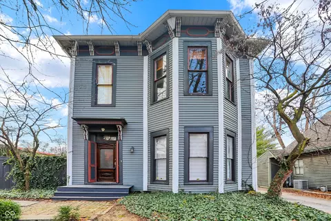 219 E 10th St, Indianapolis, IN 46202