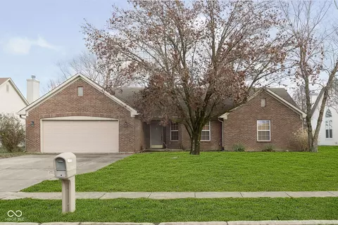 661 White Ash Trl, Mooresville, IN 46158